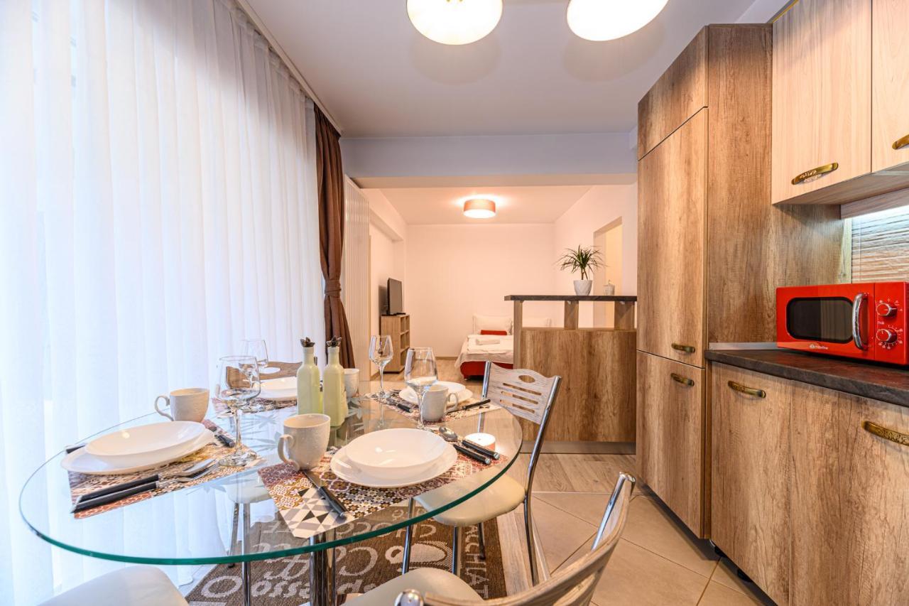 Jad - Luxury Apartments Afi Mall Brasov Exterior photo