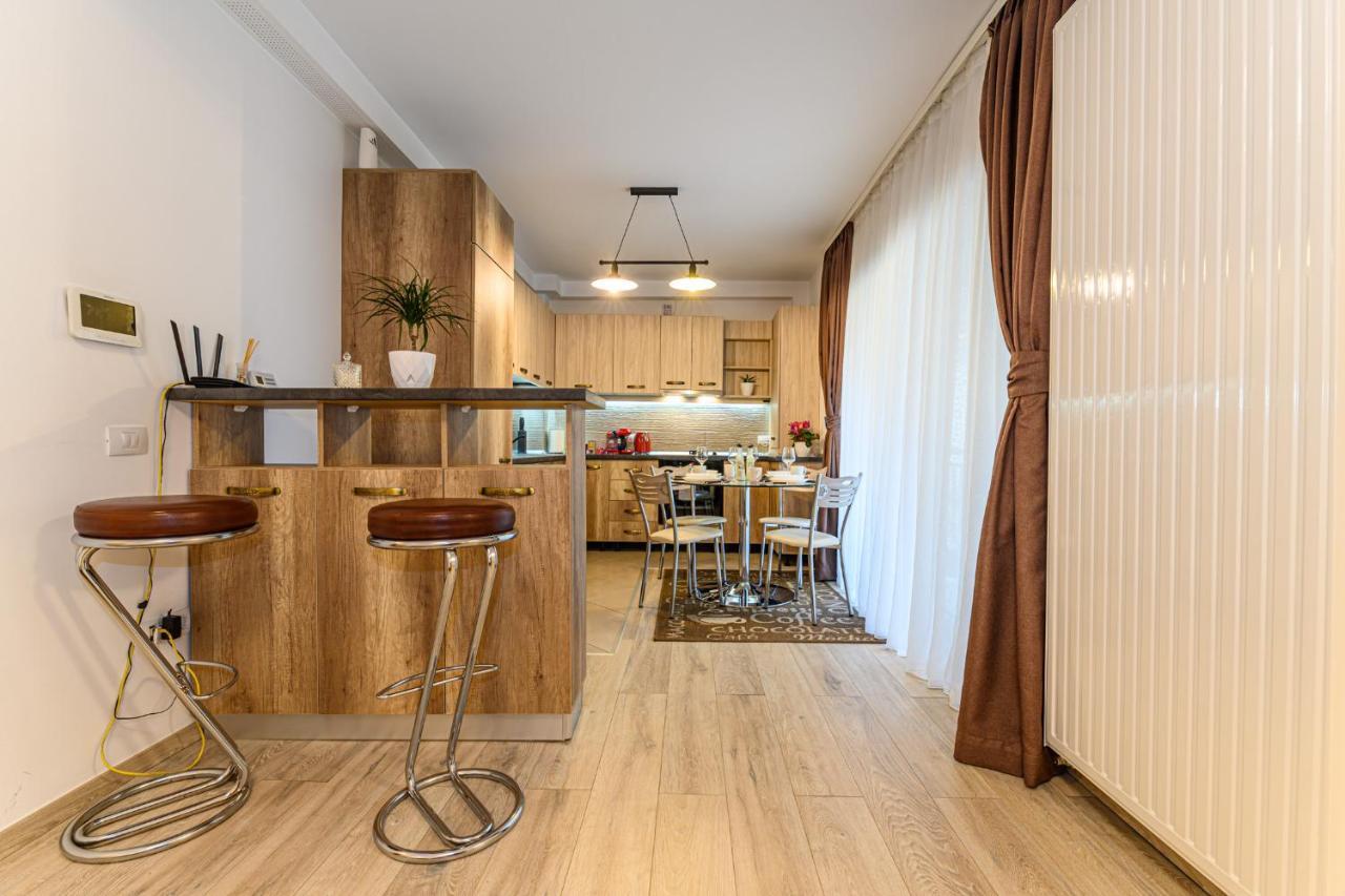 Jad - Luxury Apartments Afi Mall Brasov Exterior photo