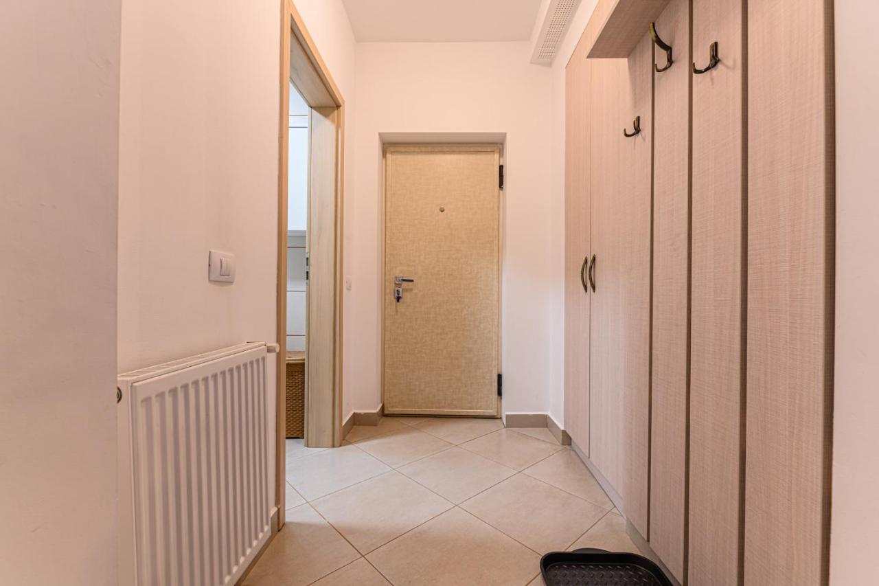 Jad - Luxury Apartments Afi Mall Brasov Exterior photo